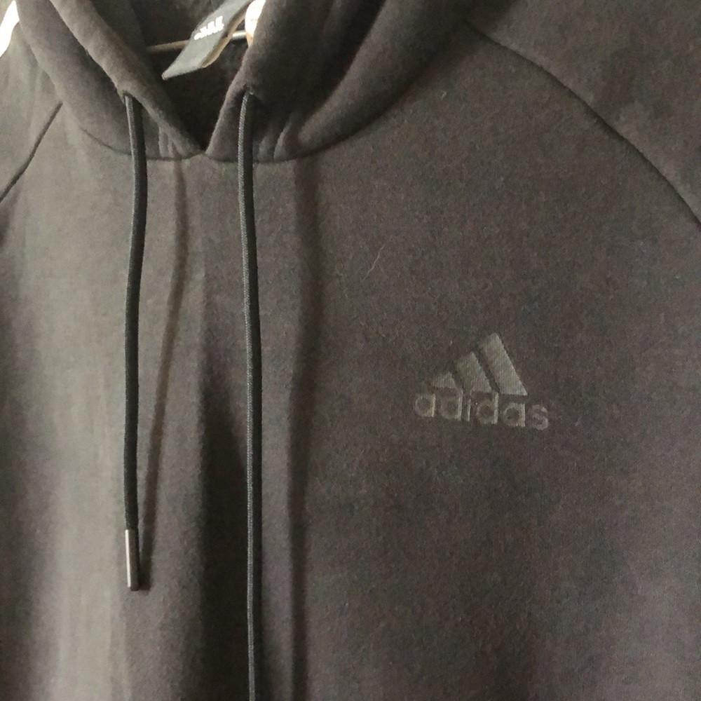Adidas sweater - Picture 3 of 4
